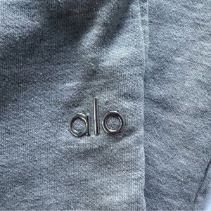 ALO Yoga Heather Gray sweatpants